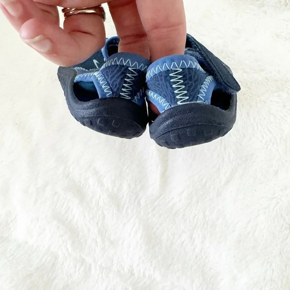 Nike Kids Sunray Protect blue water shoe Sandals size 5 - Picture 5 of 7